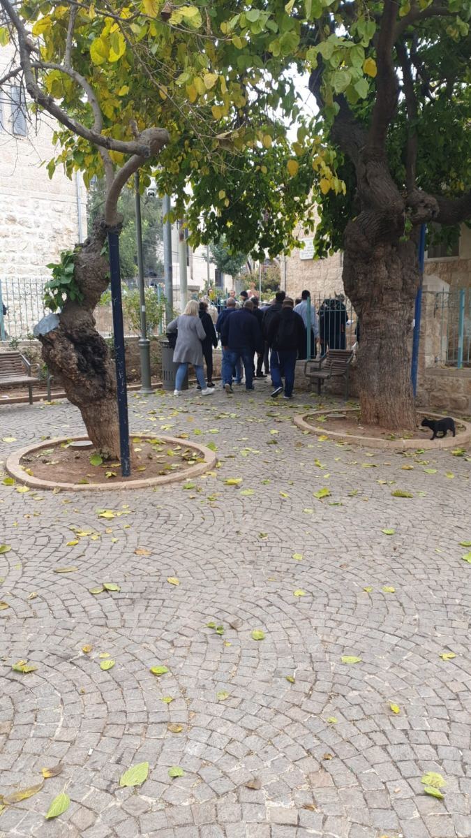 כיכר בשכונת נחלאות